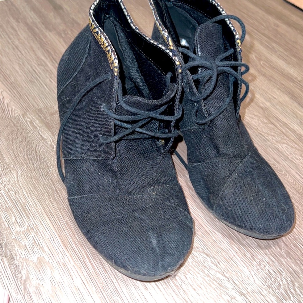 Black Lace Boot Heels